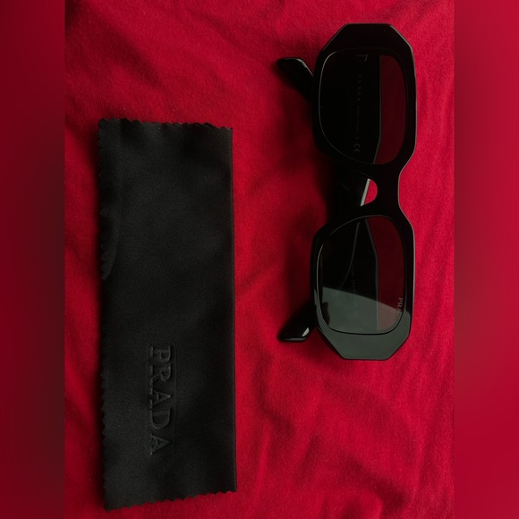 Prada Sunglasses - Picture 2 of 5